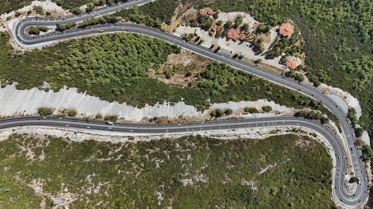 Kanuni Sultan Süleyman'ın ordusu bu yoldan geçemedi! Ölüm yoluna turistler akın ediyor