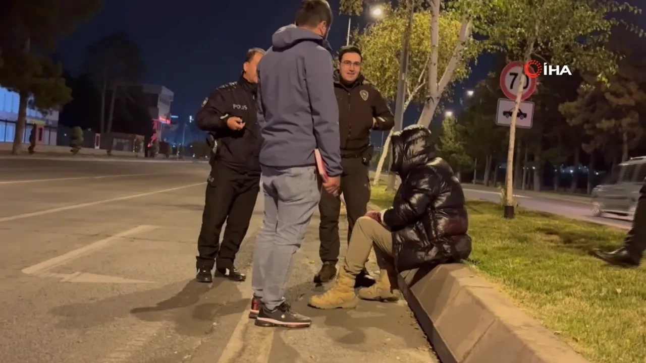 Kayseri’de gündüz saatlerinde intihara kalkışan şahıs refüjde yatarken bulundu