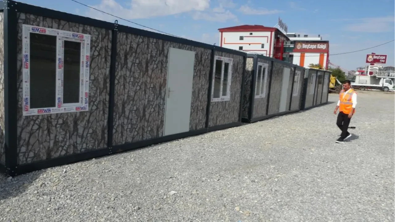 Kendi konteynerini üretti talep gelince kolları sıvadı! Taleplere yetişemiyor