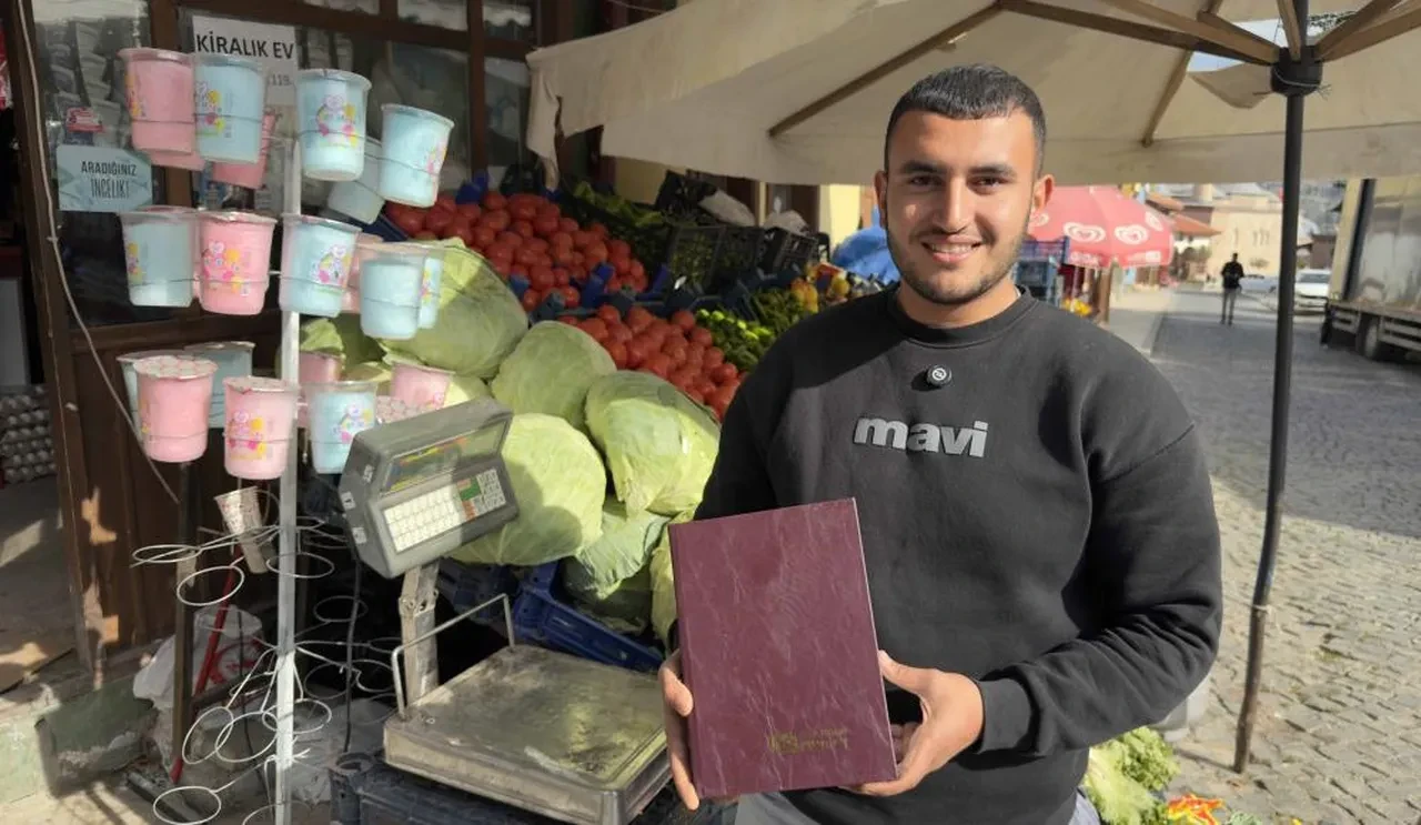 'Kimse bilmesin, Allah bilsin' diyerek kayıplara karıştı! 150 bin liralık veresiye defterini kapattı