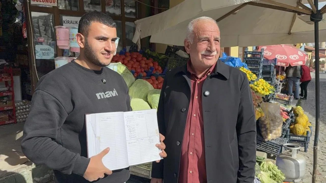 'Kimse bilmesin, Allah bilsin' diyerek kayıplara karıştı! 150 bin liralık veresiye defterini kapattı