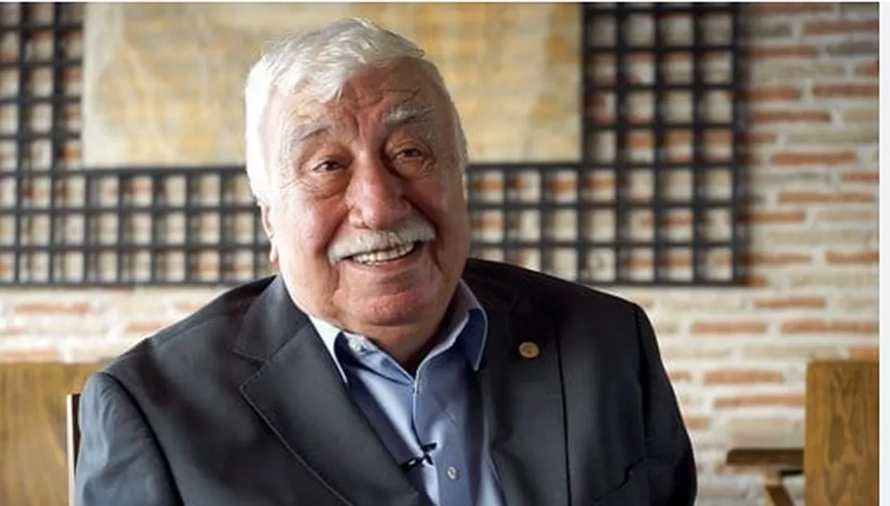 Usta oyuncu Ahmet Gülhan hayatını kaybetti