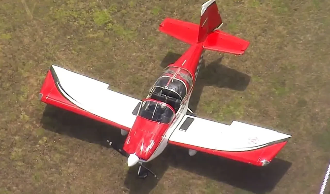 Avustralya'da iki uçak havada çarpıştı! 1 ölü