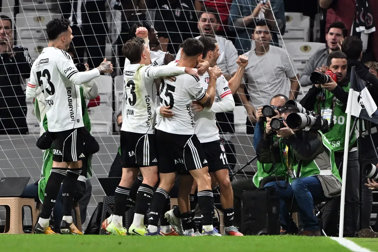 Fatih Karagümrük Beşiktaş maçı canlı nereden izlenir, hangi kanalda? Kritik maça saatler kaldı