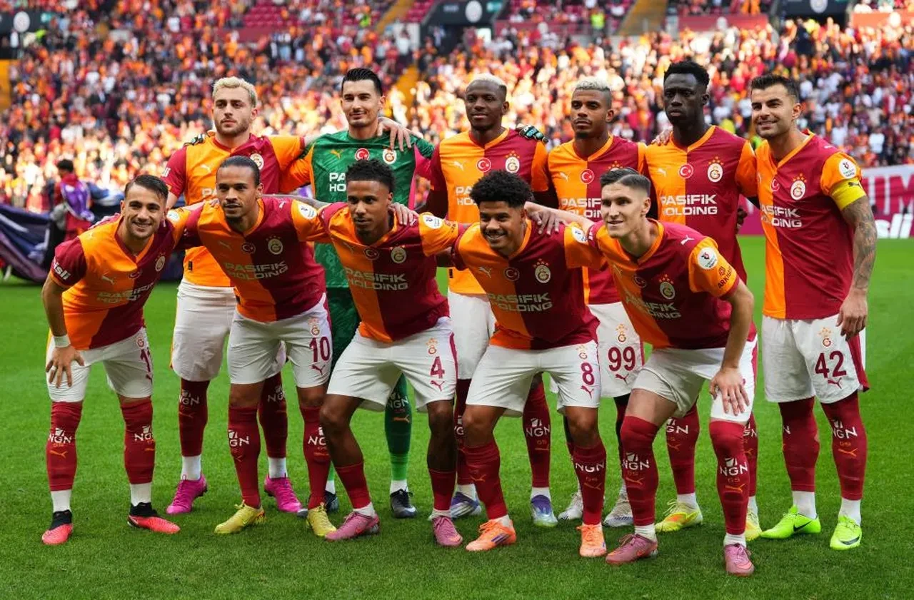 Galatasaray Teknik Direktörü Okan Buruk'un derbi performansı! Dikkat çeken Kadıköy detayı