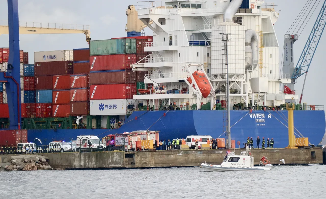 Kocaeli’de kayık alabora oldu! 1 balıkçı can verdi