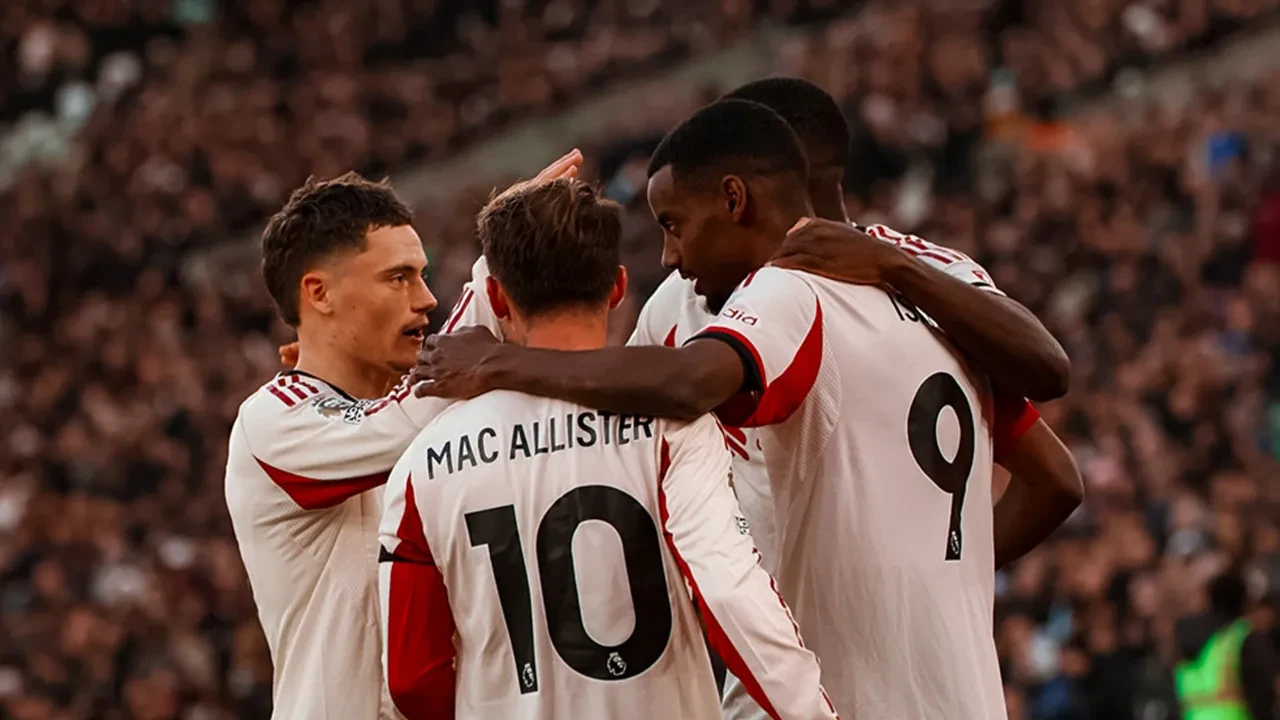 Liverpool nefes aldı: Premier Lig'de kritik galibiyet!