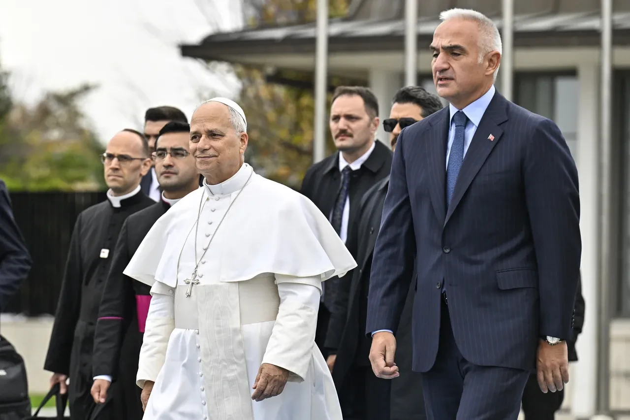 Papa 14. Leo Türkiye'den ayrılırken Filistin'de çatışmayı durduracak tek çözümü açıkladı