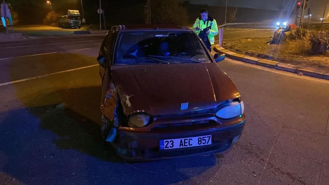 Taksi ile otomobil çarpıştı: 2'si çocuk 6 kişi yaralı