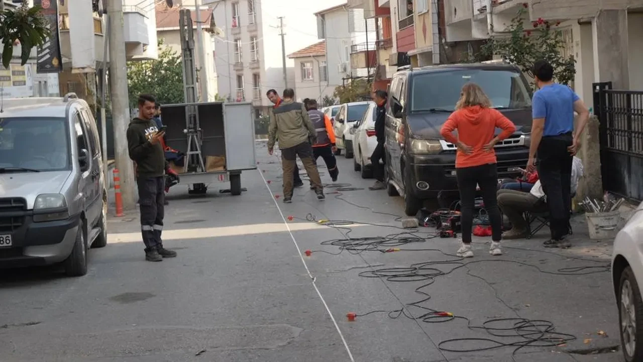 Yaşadıkları bina ailesine mezar olmuştu! Dilara'ya acı haber verildi!