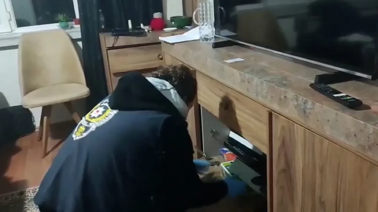 Fal baktıranlara kabusu yaşattılar! Peşlerini bir türlü bırakmadılar: Yaptıkları pes dedirtti