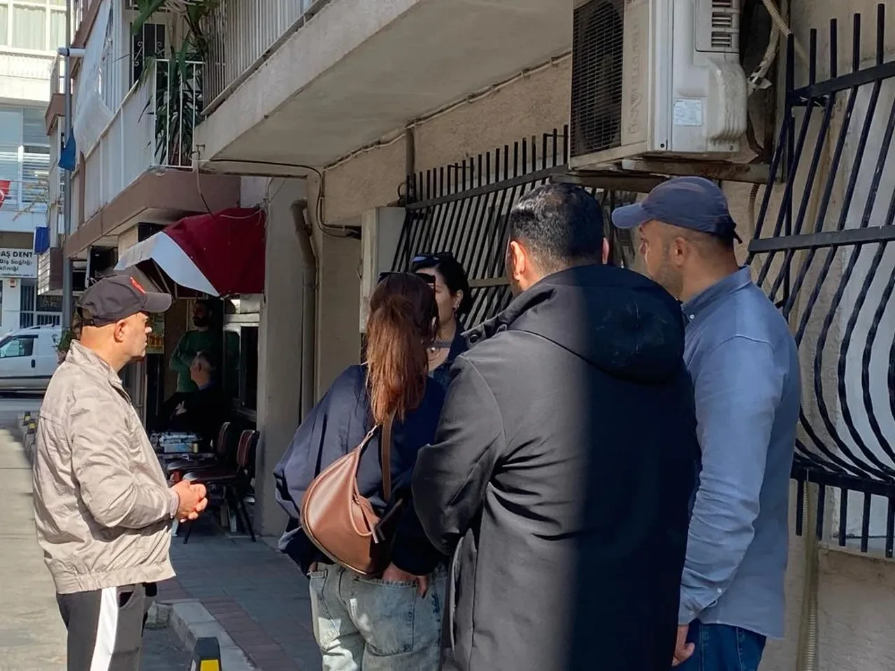 Güzellik salonunda vurgun! Kampanyaya kandılar, binlerce TL uçup gitti: Randevuya geldiklerinde şoke oldular