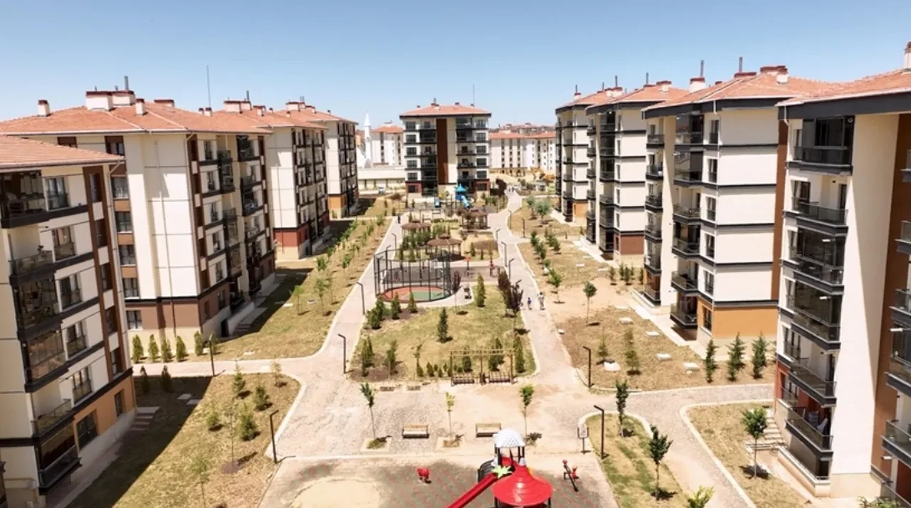 Hisseli evi olan TOKİ'ye başvurabilir mi?