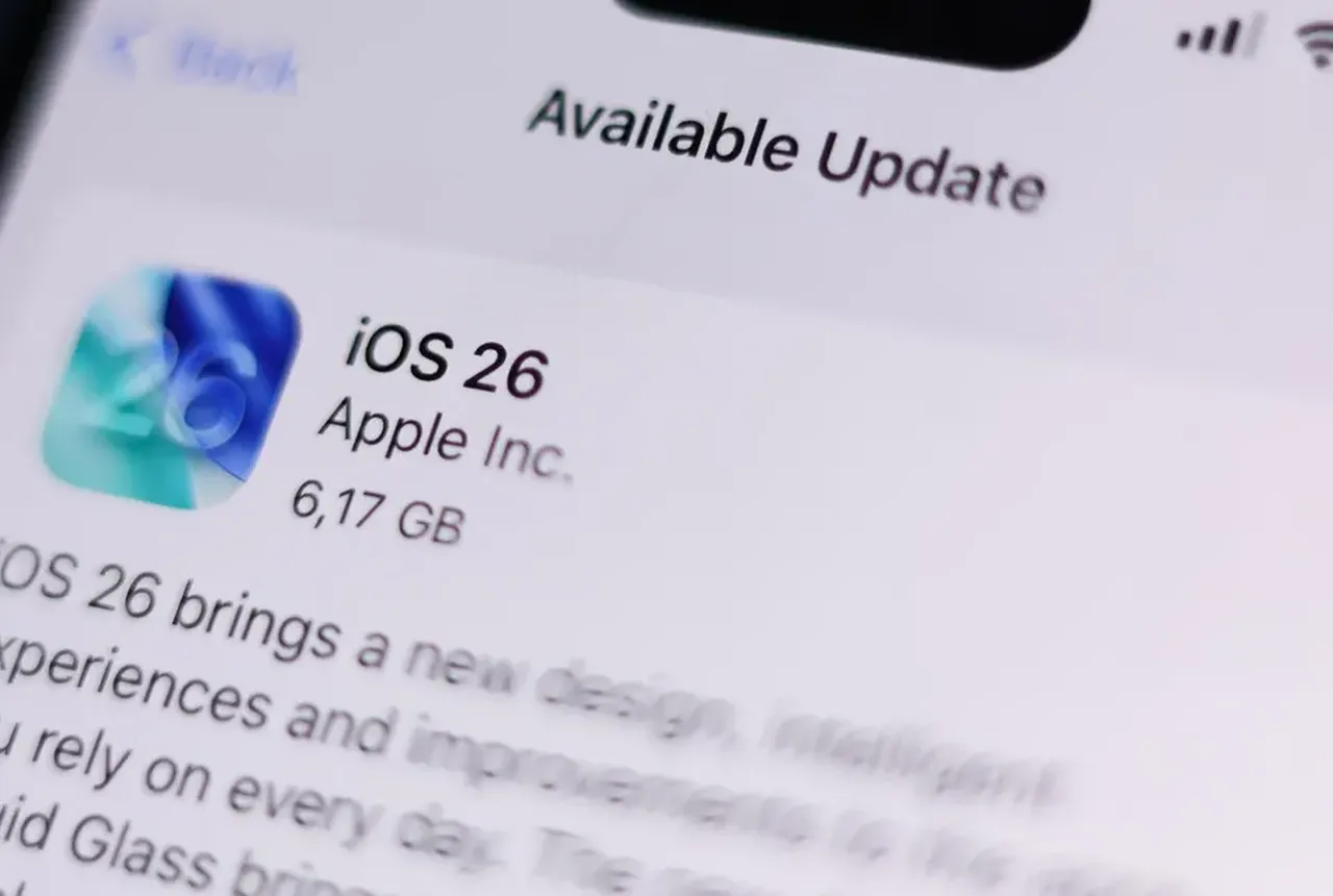 iOS 26.1 güncellemesi yayınlandı: Apple Intelligence resmen Türkçe oldu