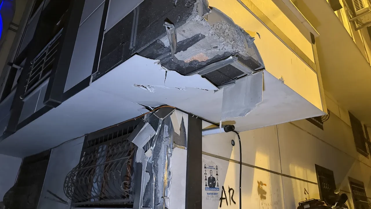 İstanbul'da dehşet gecesi! Herkes deprem oldu sandı: Dışarı çıkan şoke oldu 