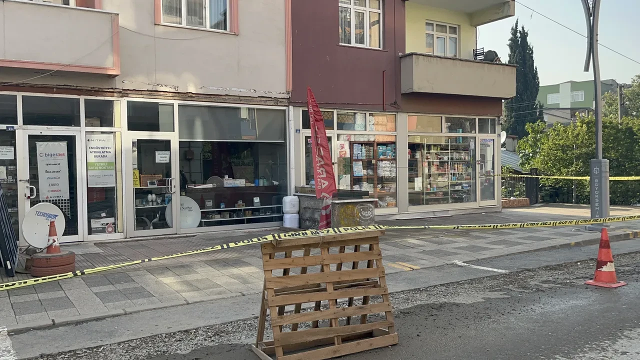 Kocaeli'de 3 bina boşaltıldı!