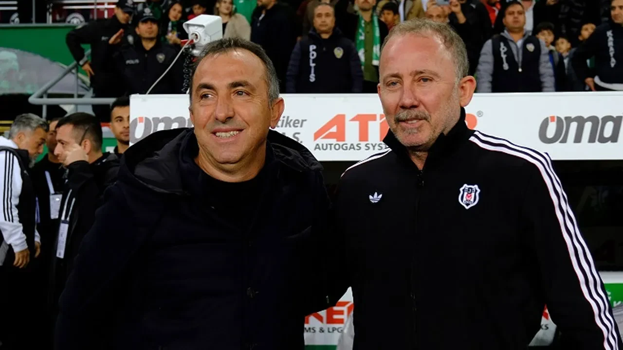 Konyaspor Recep Uçar ile yollarını ayırdı