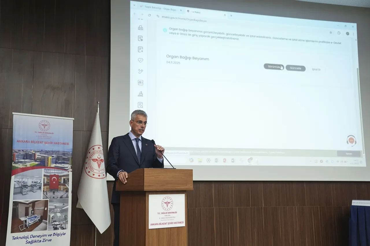 Sağlık Bakanı Kemal Memişoğlu bütün organlarını bağışladı! Vatandaşa da düşündürecek bir sözle çağrı yaptı