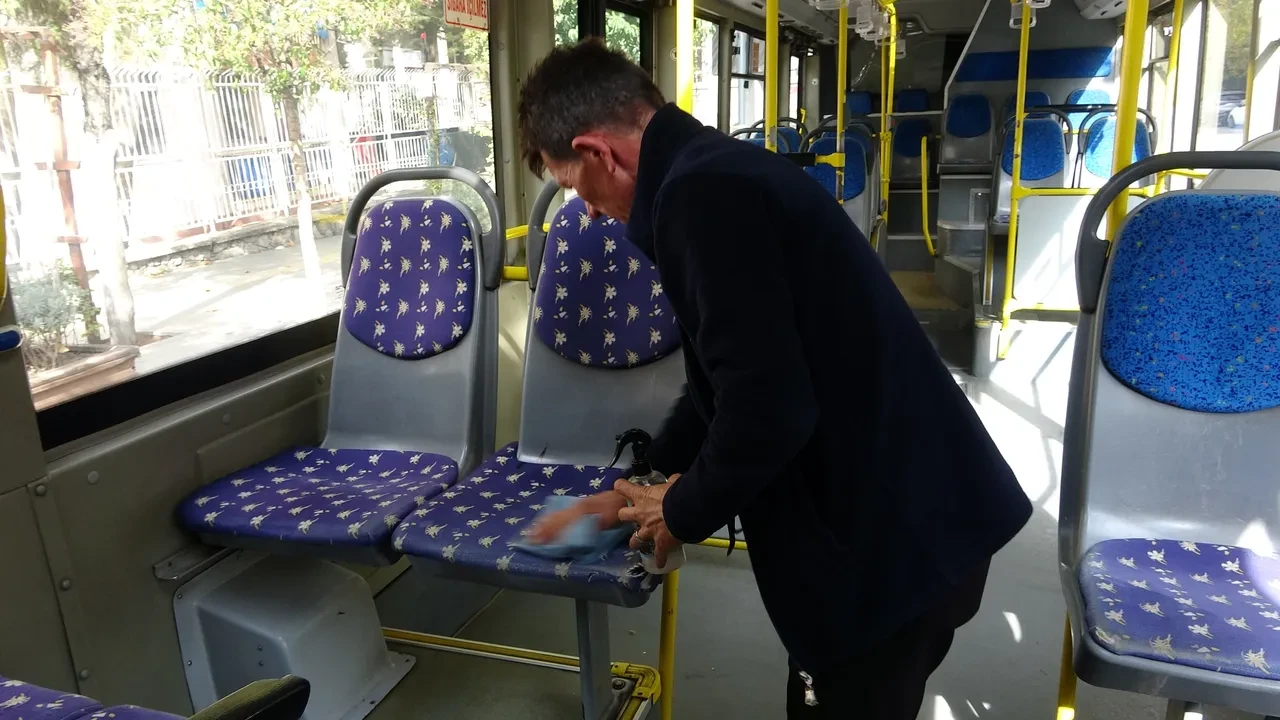 Seferi yarıda bıraktı ama yolcular kızmadı! Otobüs şoföründen insanlık dersi