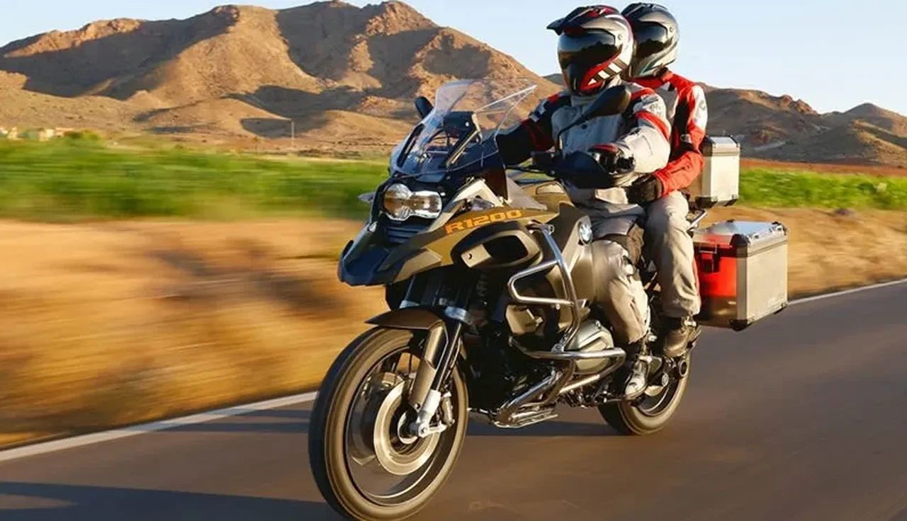 Trafikte kurallar değişti! Artık bunları yapmayanlar da ceza yiyecek