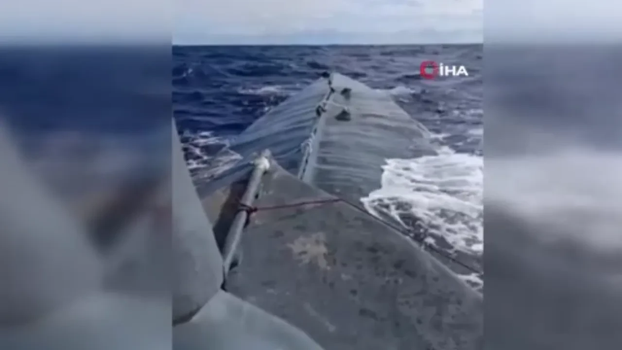 1,7 tonluk kokain taşıyan yarı-denizaltı! 4 kişi tutuklandı