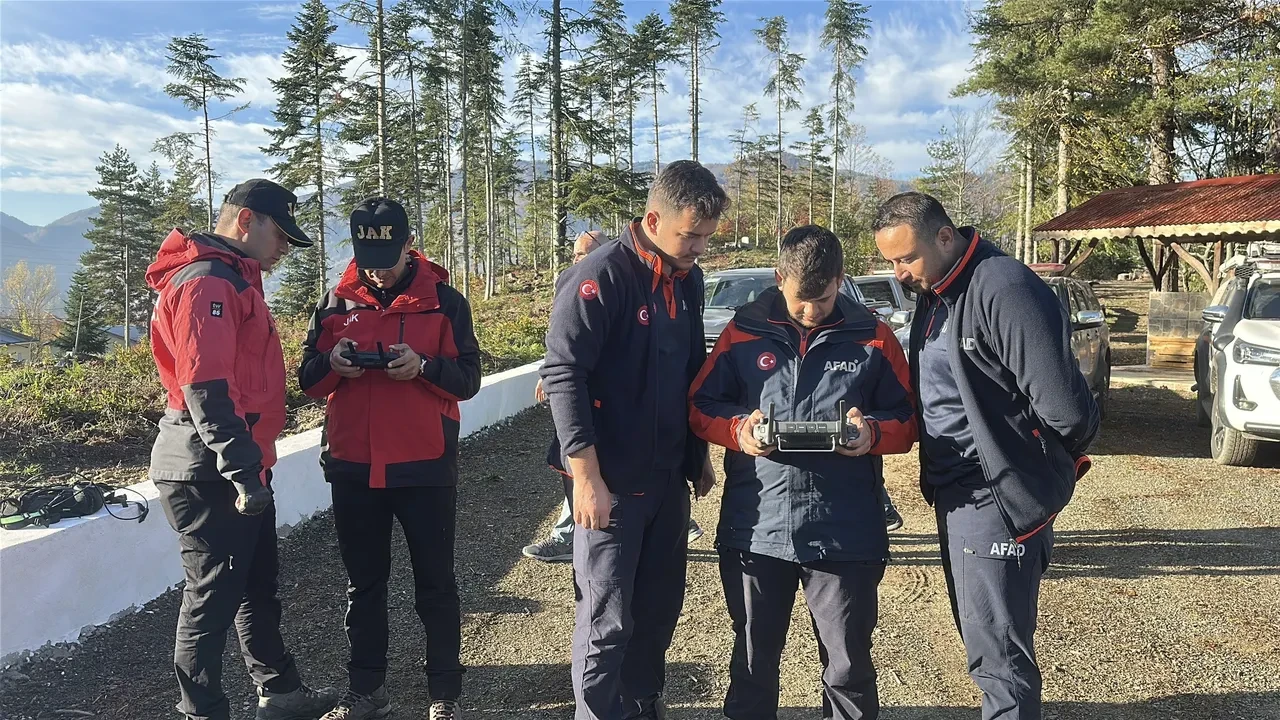Anne ve 5 yaşındaki oğlu sırra kadem bastı! Tek bir iz bile bulunamadı 