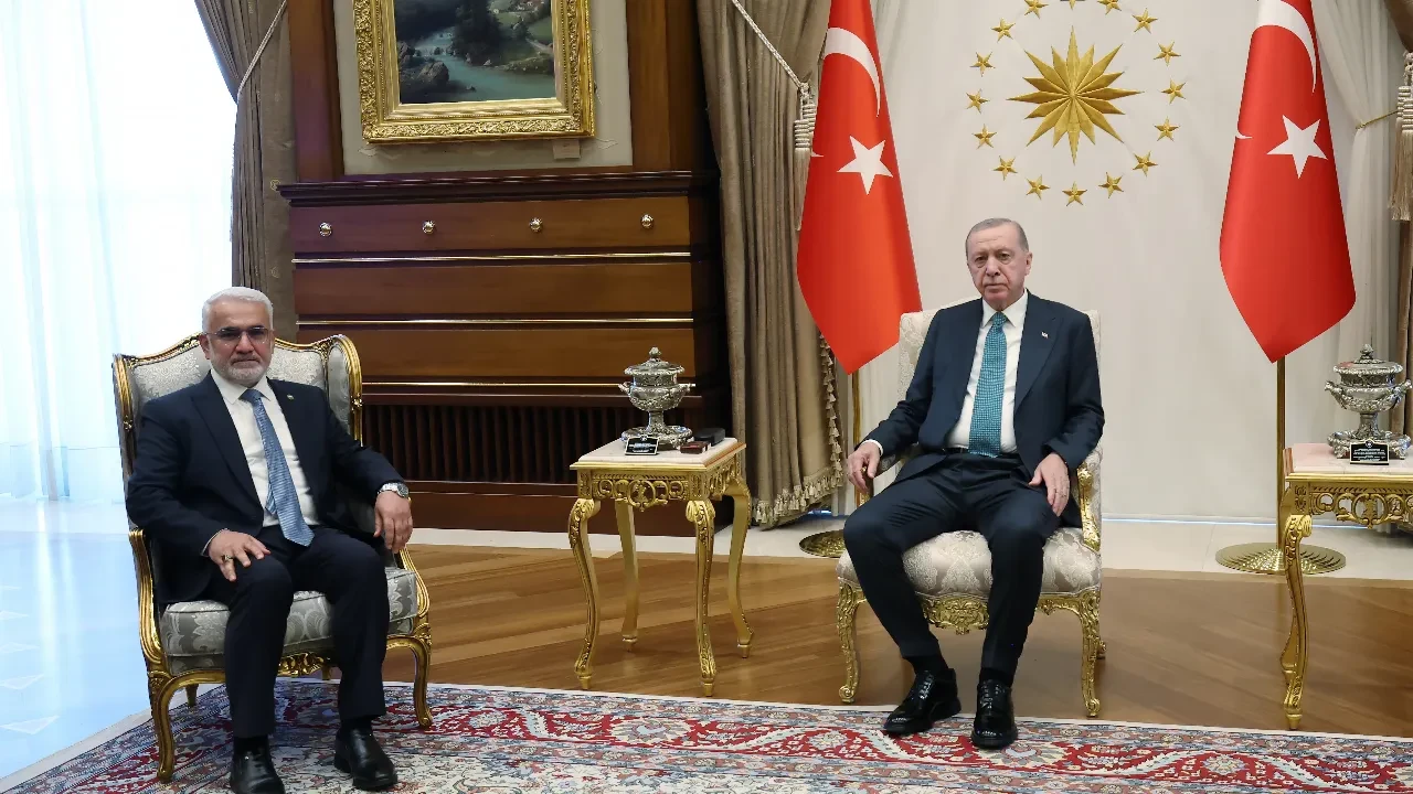 Cumhurbaşkanı Erdoğan'dan Külliye'de kritik temas! Zekeriya Yapıcıoğlu'nu kabul etti