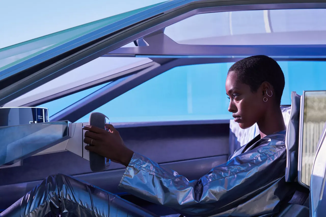 Geleceğin Peugeot 208'i böyle olacak: Polygon tasarımını temel alıyor