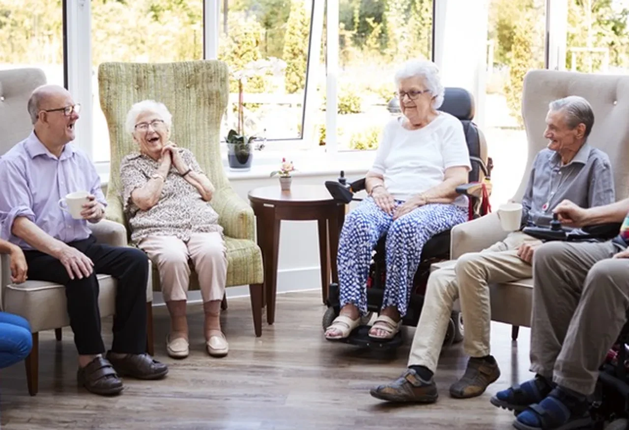 İstanbul'daki bakımevinde skandal! Kimsesiz kadının milyonlarca lirasına çöktüler