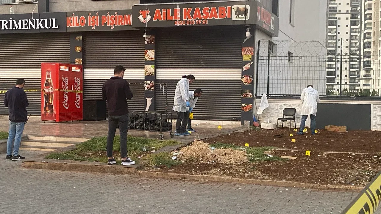 Kasapta silahlı kavga: Ölü ve yaralılar var