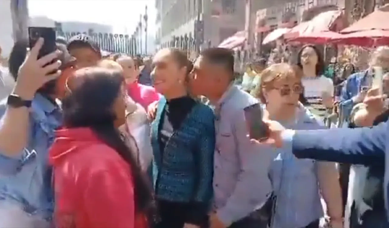 Meksika Devlet Başkanı Sheinbaum sokak ortasında tacize uğradı! O anlar kameralara yansıdı