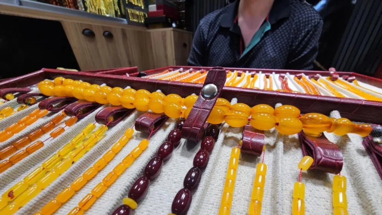 Tesbih aşkı sınır tanımadı! 10 Osmanlı tespihi için dudak uçuklatan rakam ödedi