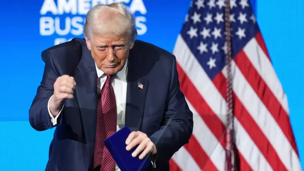 ABD lideri Trump dans şovu yaptı