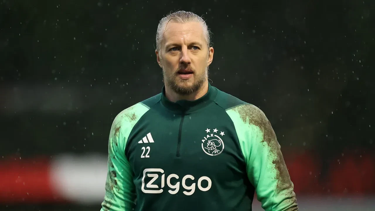 Ajax kalecisi kim kaç yaşında? Avrupa futbolunun en deneyimlilerinden