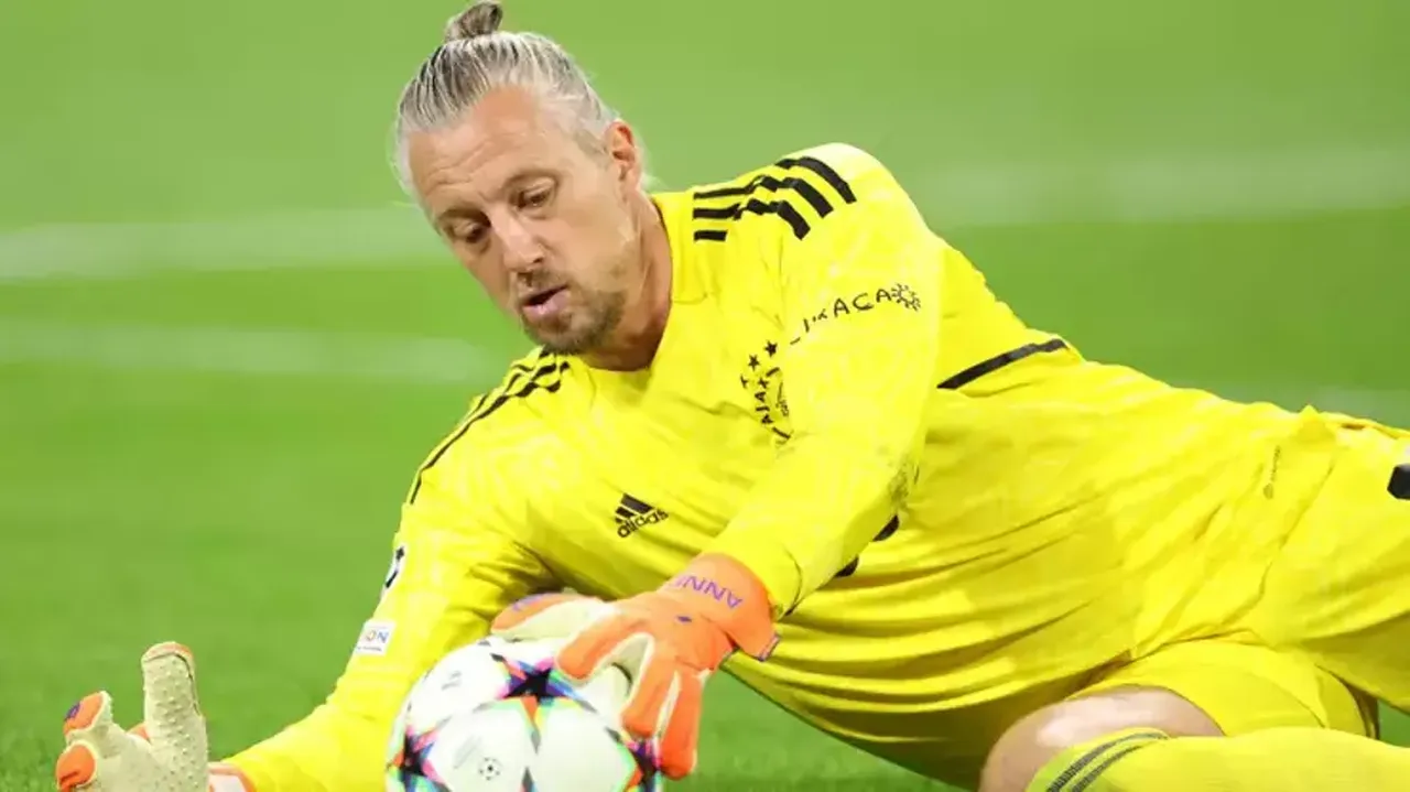 Ajax kalecisi kim kaç yaşında? Avrupa futbolunun en deneyimlilerinden