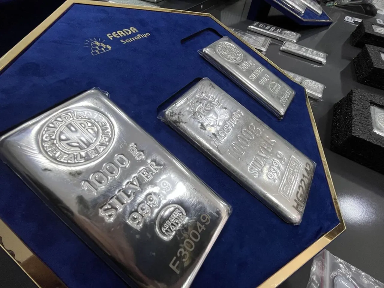 Altın fiyatlarını takip edenlere yeni fırsat! Uzman isim tarih verdi: Gümüş için yeni dönem