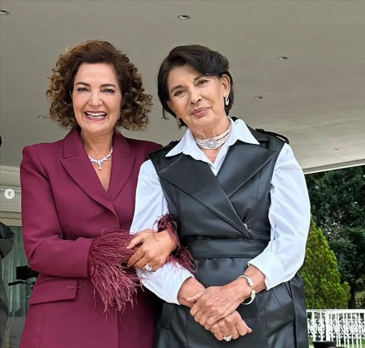 Çarpıntı dizisinde kriz çıktı! Diziden çıkarılan Mihriban Er ateş püskürdü