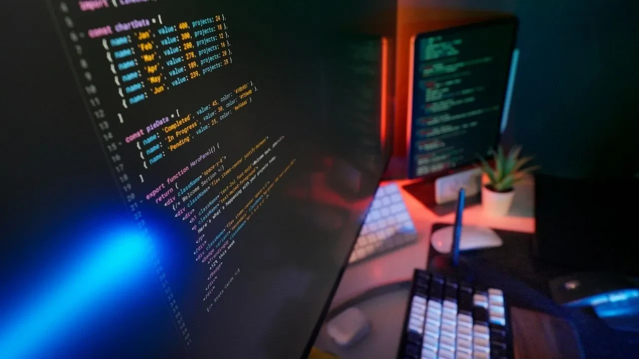 Collins Sözlüğü tarafından 2025'in kelimesi seçilen "Vibe Coding" nedir, ne demek?