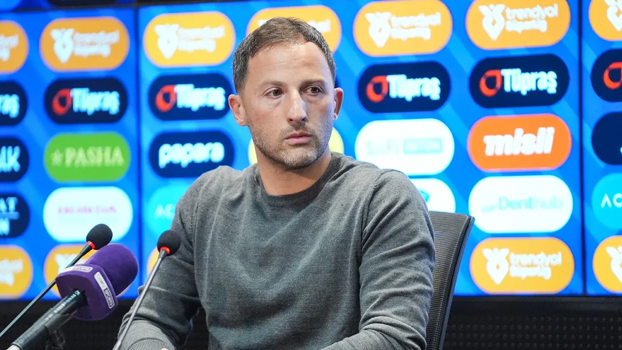 Domenico Tedesco ile kritik toplantı! Ayrılık kapıda, yönetimin önerisini reddetti