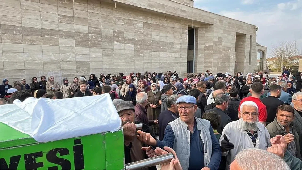 Ebru öğretmen feci şekilde can verdi!