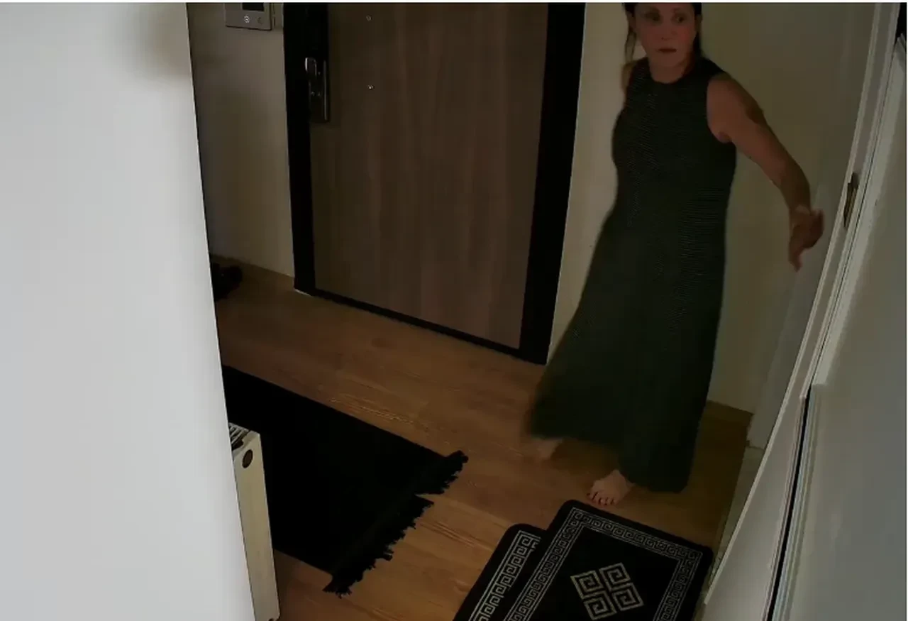 Güllü'nün kızı Tuğyan Ülkem Gülter hakkındaki iddialar kan dondurdu: Annesini mutfak önlüğüyle bağlayıp, dövdü