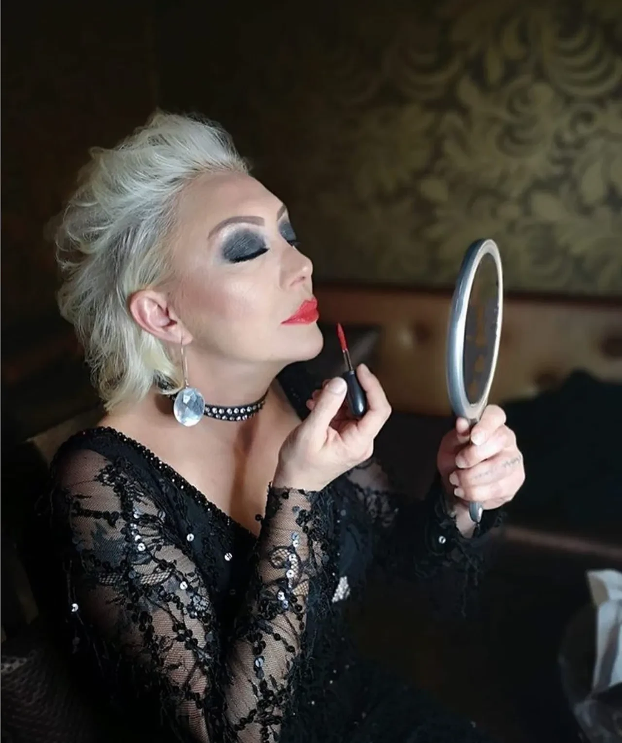 Güllü'nün kızı Tuğyan Ülkem Gülter hakkındaki iddialar kan dondurdu: Annesini mutfak önlüğüyle bağlayıp, dövdü