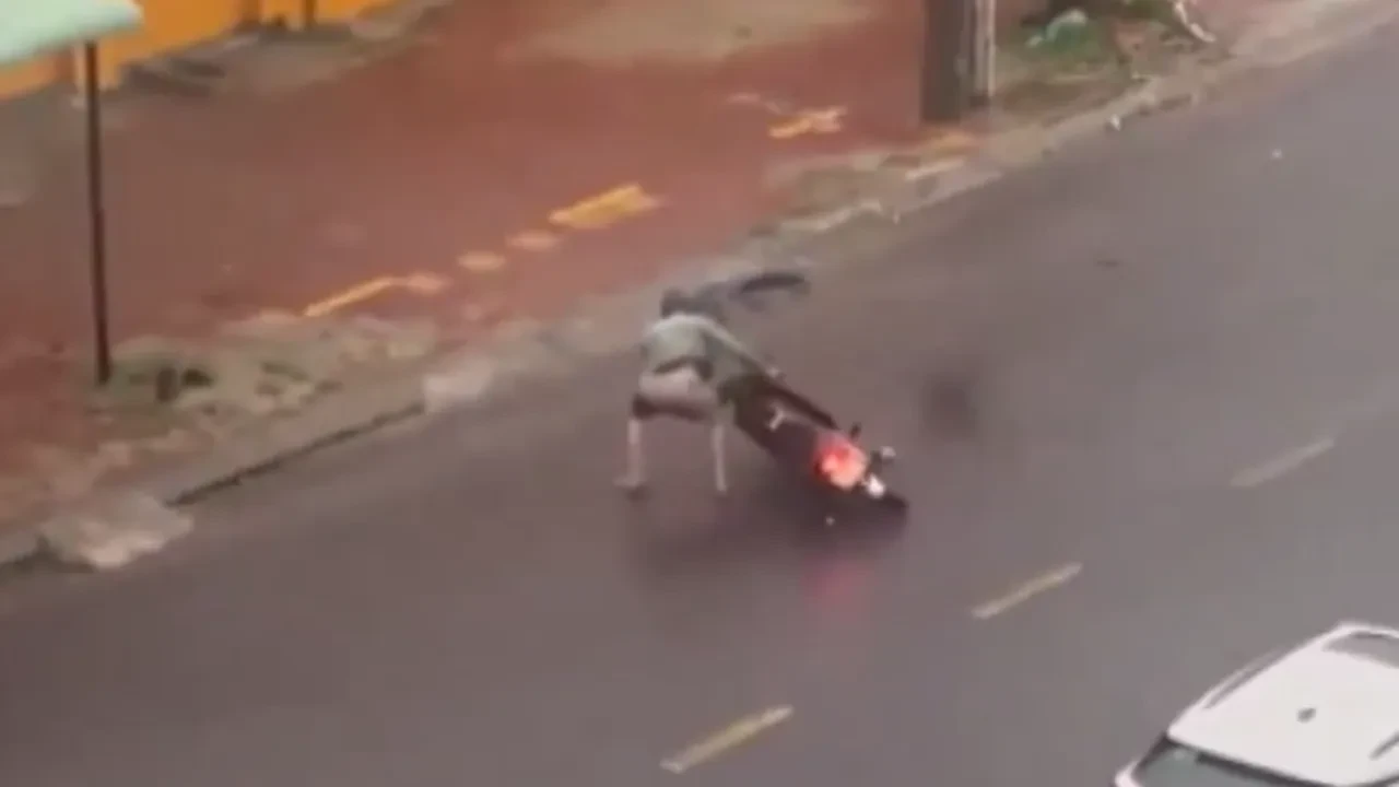 Kalmaegi Tayfunu bu kez Vietnam’ı vurdu!