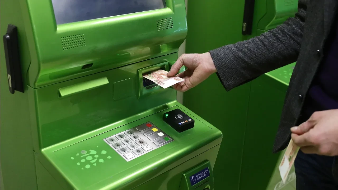 Sadece 24 bin TL beklerken milyonlarca lira hesabına yattı! İşçi parayı geri vermedi, cevabı şoke etti