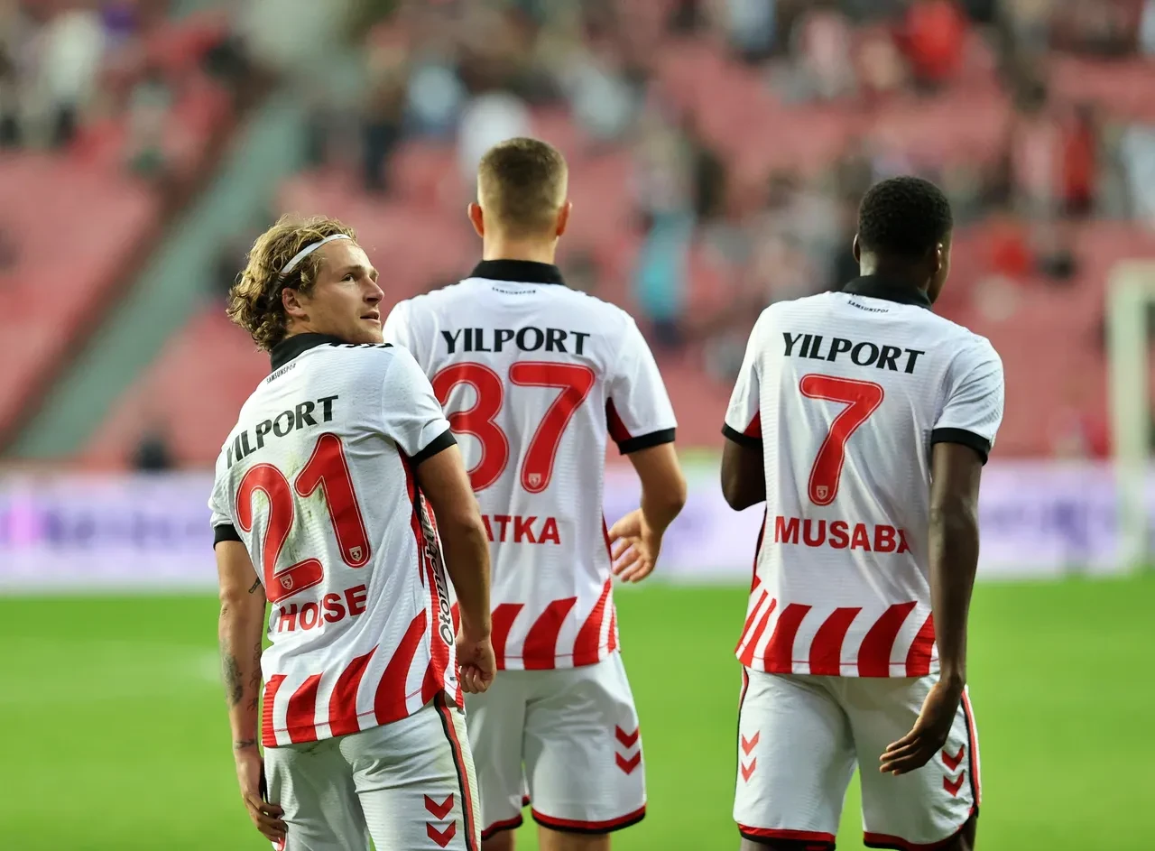 Samsunspor Hamrun maçı nereden izlenir, hangi kanalda? Konferans Ligi'nde bu akşam karşılaşacaklar