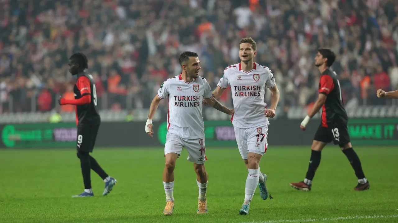 Samsunspor Hamrun Spartans maç sonucu kaç kaç? Samsunspor liderliğe yükseldi