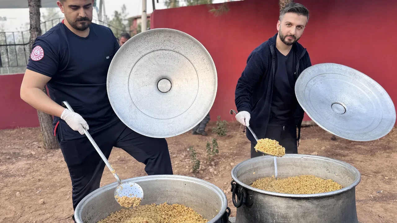 Siirt'te unutulmaya yüz tutmuş gelenek yaşatıldı: Danuk Şöleni'nde kazananlar kaynadı!