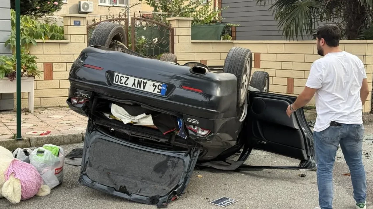 Taklalar atan araç perte çıktı! Korkunç kazada sürücünün burnu bile kanamadı