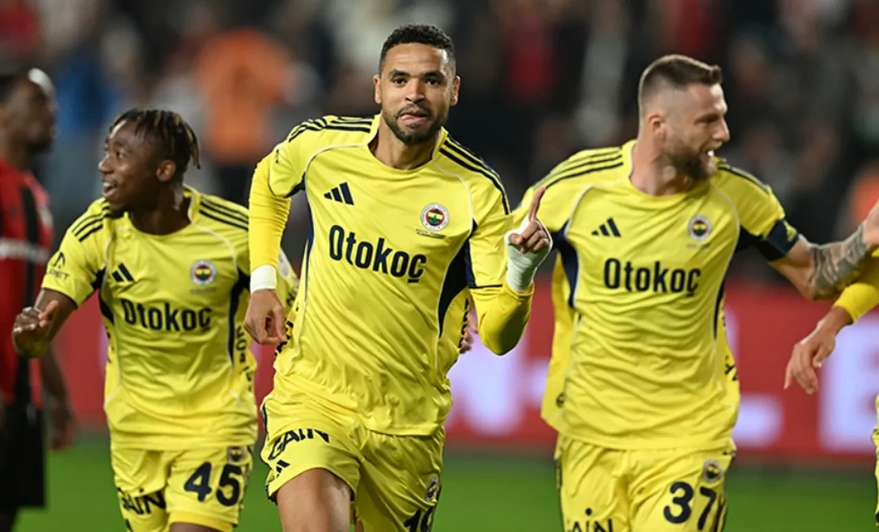 TRT 1 şifresiz Fenerbahçe maçı frekansı! Şifreli kanal uyarısı için maç frekans bilgileri