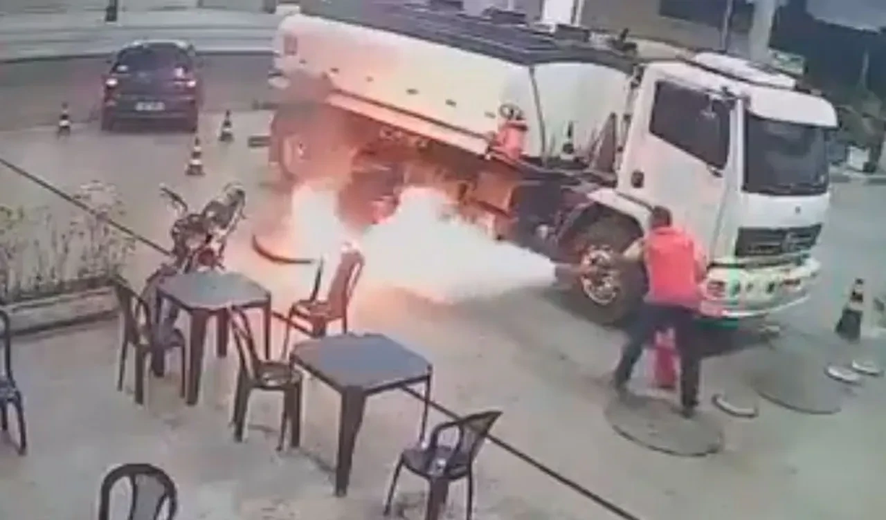 Havaya uçmaya ramak kala! Benzinlikte hayatının hatasını yaptı